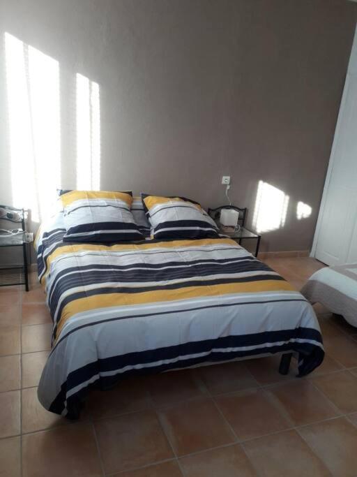 Apt En Luberon Appartement 3 Chambres Et Garage Privee Exteriör bild