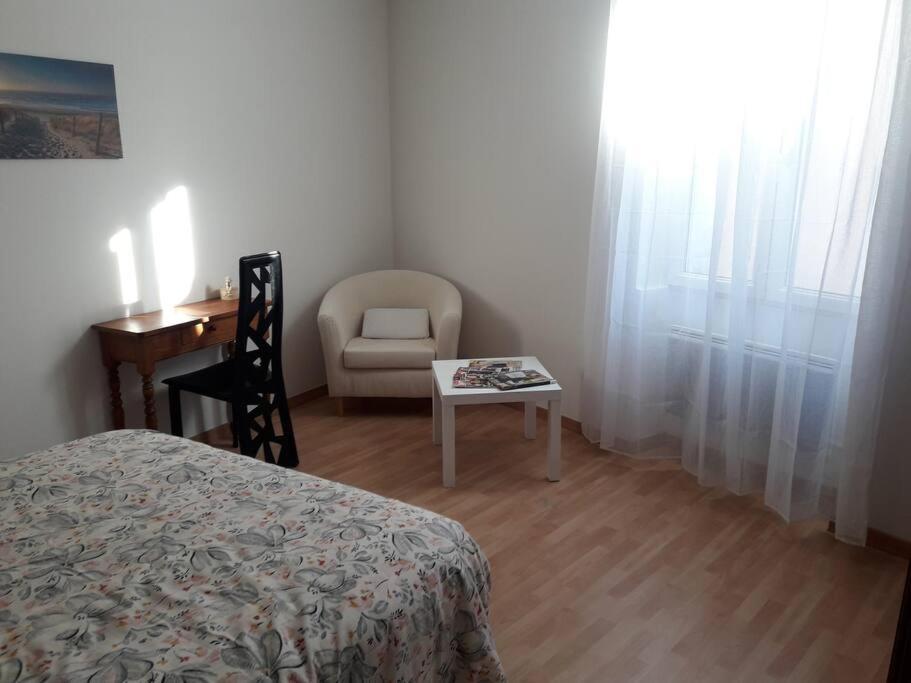 Apt En Luberon Appartement 3 Chambres Et Garage Privee Exteriör bild
